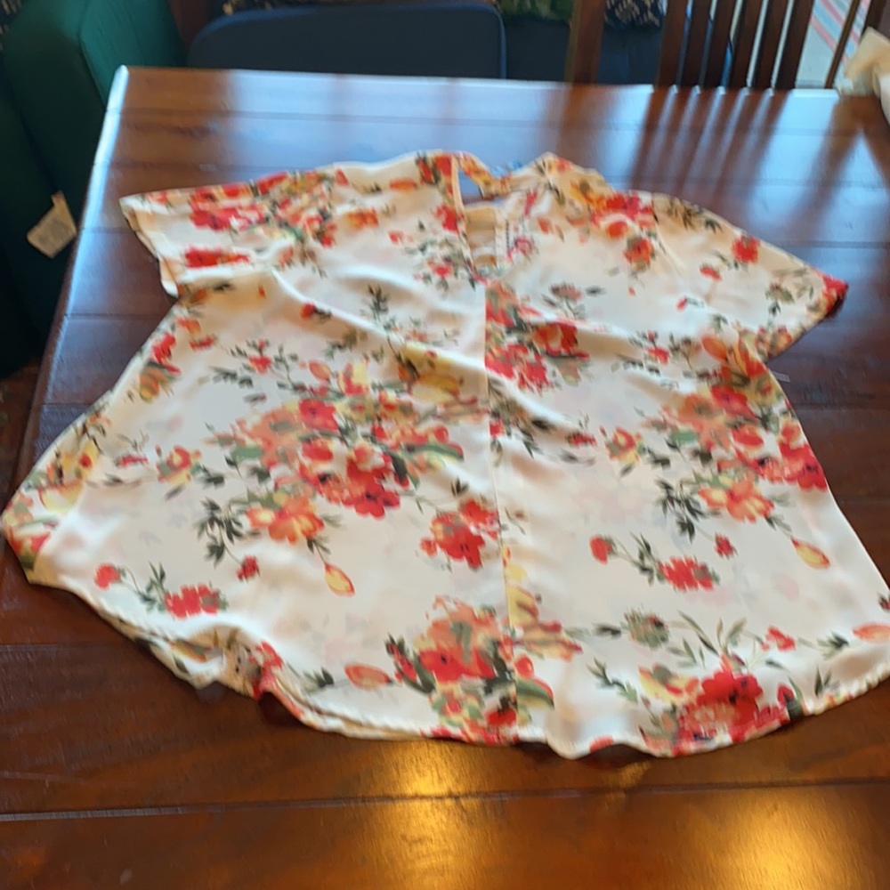 Blouse - Picture 2 of 2